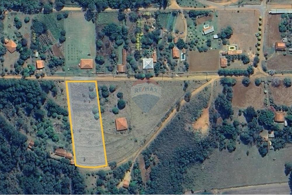 Terreno - Venda - Pardinho , São Paulo - Captura de tela 2025-11-26 114533.jpg - Quintal - 630481103-136