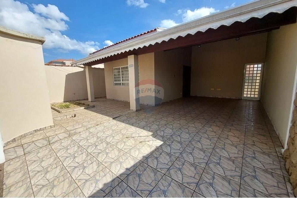 Casa - Venda - Botucatu , São Paulo - garagem.jpeg - 630111087-3