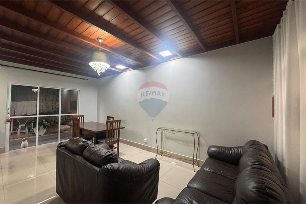 Casa - Venda - Botucatu , São Paulo - WhatsApp Image 2025-12-16 at 12.24.07 (1).jpeg - 630111096-20