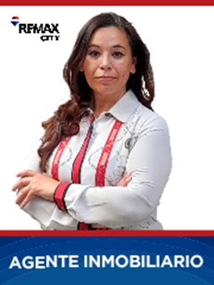Associate in Training - Monica Mesa Sanchez - REMAX CITY