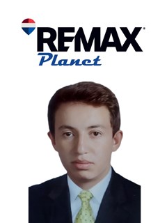 Associate in Training - Julian Robles - REMAX PLANET