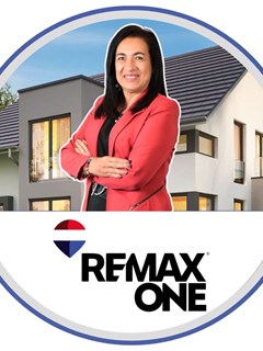 Elvira Garcia Lozano - REMAX ONE