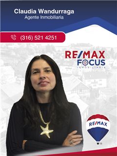 Agente Inmobiliario - Claudia  Wandurraga Cruz - RE/MAX Focus