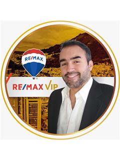 Agente Inmobiliario - John Nikkold Villamil - RE/MAX VIP