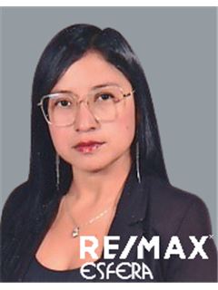 Agente Inmobiliario - Erica Victoria Iquina Sanchez - RE/MAX ESFERA