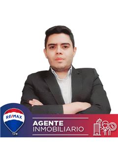 Agente Inmobiliario - Alejandro	Sanchez Lazaro - RE/MAX Conecta