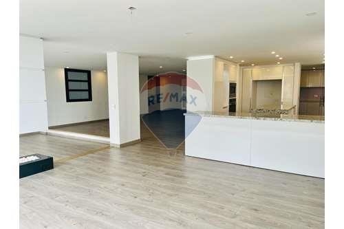 For Sale-Condo/Apartment-Rosales  - Bogota, Chapinero-660641007-25