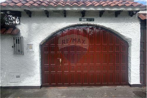 Myytävänä-Omakotitalo-La Floresta  - Bogotá, Suba-660511034-67