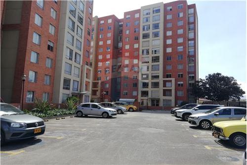 Sprzedaż-Mieszkanie-Conjunto Residencial Diagonal 182 # 20-17 int 5  - Conjunto Residencial Kuraka II  - San Antonio Norte  - Bogotá, Usaquén-660271065-144
