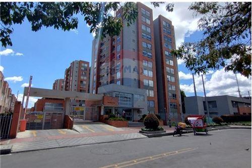 Venda-Apartamento-Carrera 17B # 175-91  - Alameda  - Bogotá, Usaquén-660311076-17