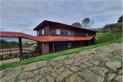 Prodej-Odděleně stojící-Floresta de la Saban Carrera 7 #237-4  - Casa Ondinas  - LA CALERA  - Cundinamarca, La Calera-660541018-73