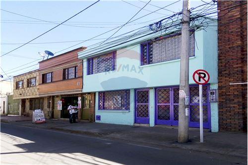 Venta-Casa -carrera 10 # 15 - 54  - centro  - Chía  - Cundinamarca, Chía-660511042-26