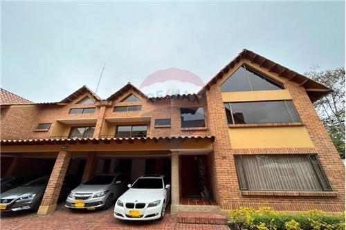 На продажу-Отдельно стоящий семейный дом-CALLE 25 # 10-31 CONJUNTO LOS ROSALES  - Cundinamarca, Chía-660541045-13