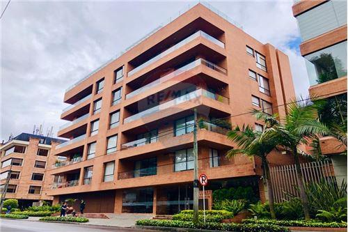 For Sale-Condo/Apartment-Santa Bibiana  - Bogota, Usaquén-660311089-1550