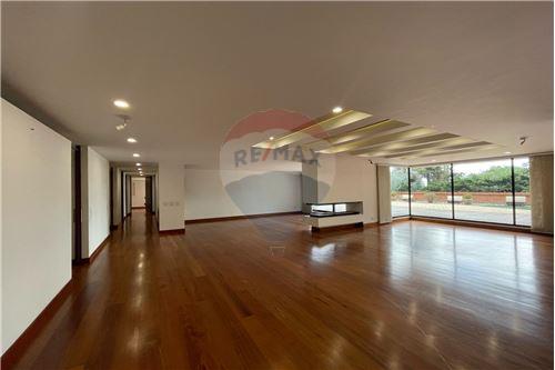 For Sale-Condo/Apartment-DIAGONAL 91#4-20  - Chico Alto  - Bogota, Chapinero-660271086-102
