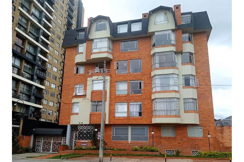 Condo/Apartment For Sale Bogota, Usaquén 660541009227 , RE/MAX