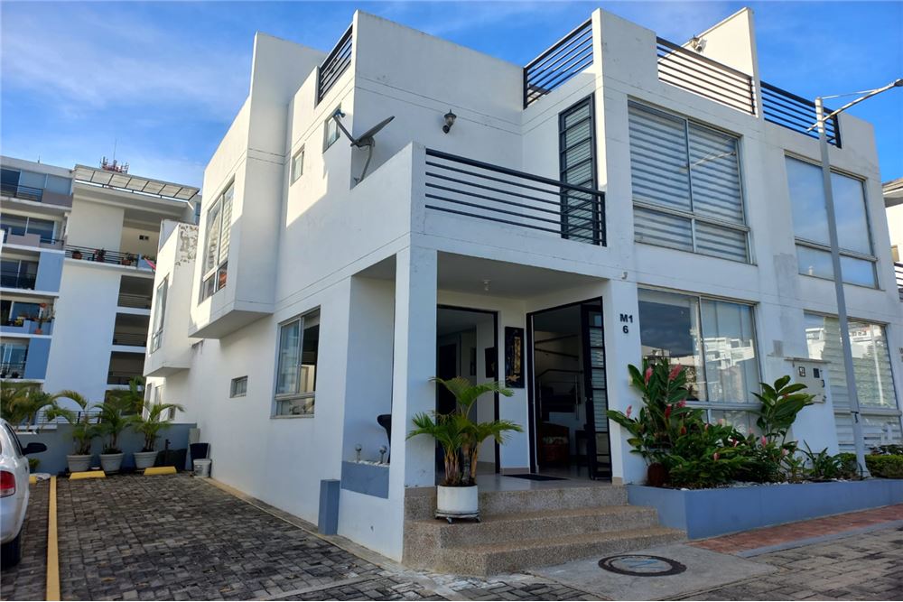 Detached For Sale CUNDINAMARCA, La Mesa 66054103611 , RE/MAX