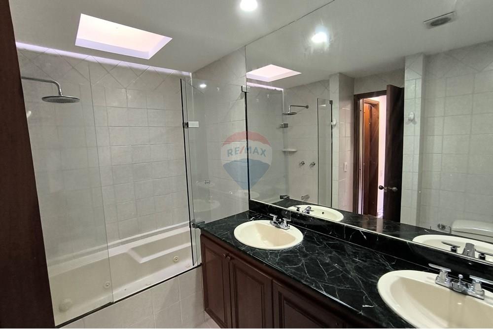 Residential - Detached - Antioquia, Medellín - CO - IMG_20250905_141402.jpg - 660471119-75