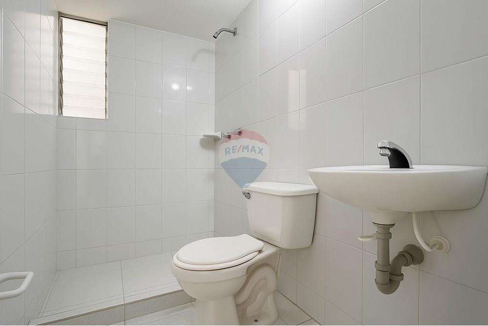 Residential - Stanovanje - Cundinamarca, Soacha - CO - Ciudad verde baño 1.jpeg - 660541054-28