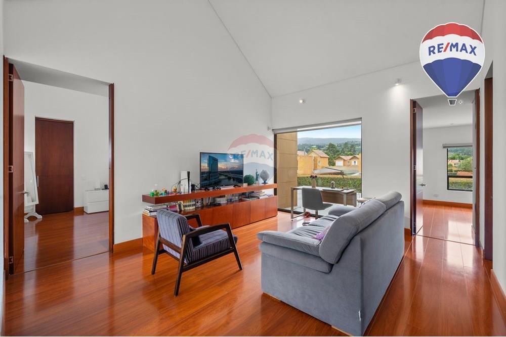 Résidentiel - Pavillon - Cundinamarca, Chía - CO - GUAYACAN 12 REMAX 14.jpeg - 660121075-883