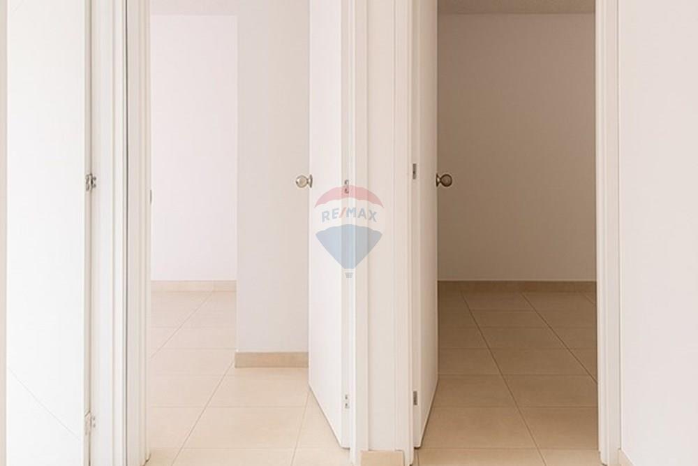 Residential - Stanovanje - Cundinamarca, Soacha - CO - Ciudad Verde Hall de habitaciones .jpg - 660541054-28