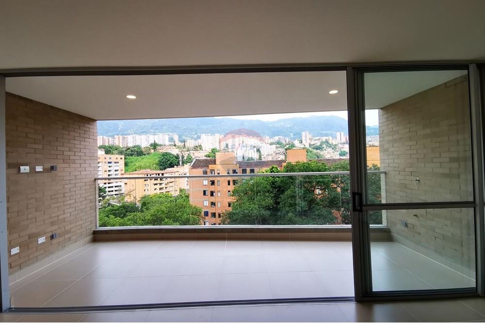 Residential - Condo/Apartment - Antioquia, Envigado - CO - WhatsApp Image 2025-09-25 at 7.43.06 PM (5).jpeg - Balcony - 660471149-84