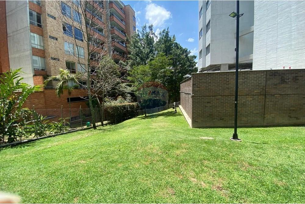 Residential - Condo/Apartment - Antioquia, Envigado - CO - WhatsApp Image 2025-10-05 at 5.51.34 PM (2).jpeg - 660471155-442