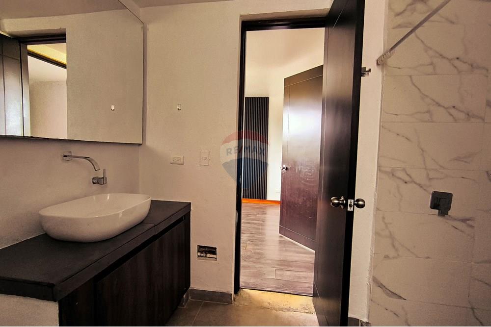 Residential - Detached - Antioquia, Medellín - CO - IMG_20250917_111752.jpg - 660471155-451