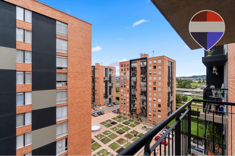 Bostad - Lägenhet - Bogotá, Usaquén - CO - APTO 191A REMAX 10.jpg - 660121075-873