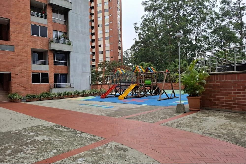 Residential - Duplex - Antioquia, Medellín - CO - IMG-20250213-WA0052.jpg - 660471019-305