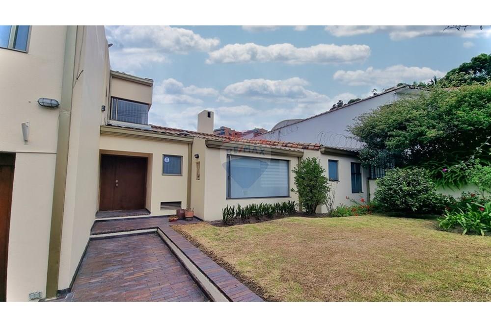 Жилищен - Самостоятелен - Bogotá, Usaquén - CO - 1h Vista anterior.jpg - 660121165-16