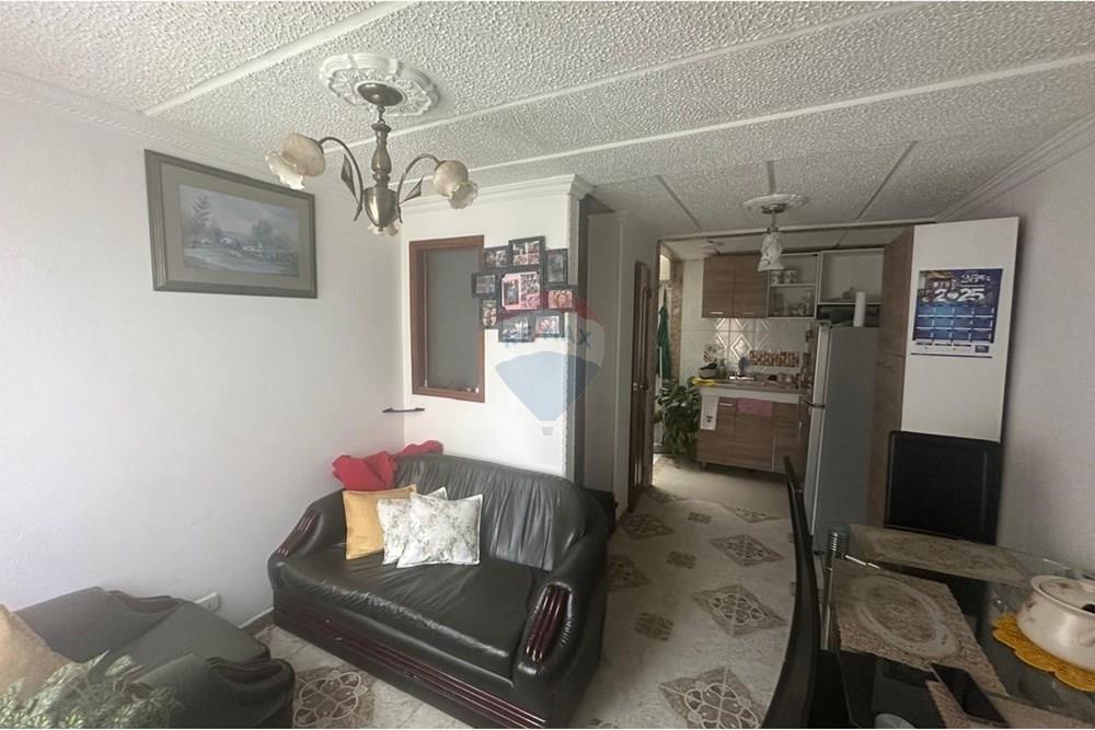 Residential - บ้านเดี่ยว - Bogotá, Suba - CO - Sala 1.jpg - 660321086-8