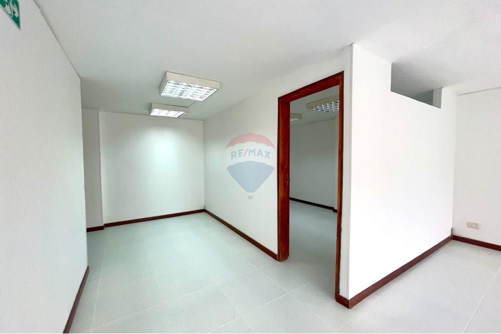 מסחרי - משרד - Bogotá, Chapinero - CO - WhatsApp Image 2025-08-14 at 12.32.56 PM (3).jpeg - 660271086-124