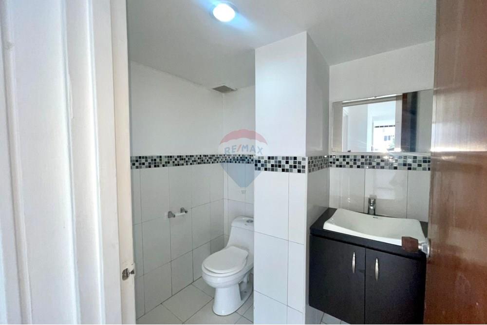 מסחרי - משרד - Bogotá, Chapinero - CO - WhatsApp Image 2025-08-14 at 12.32.56 PM (1).jpeg - 660271086-124