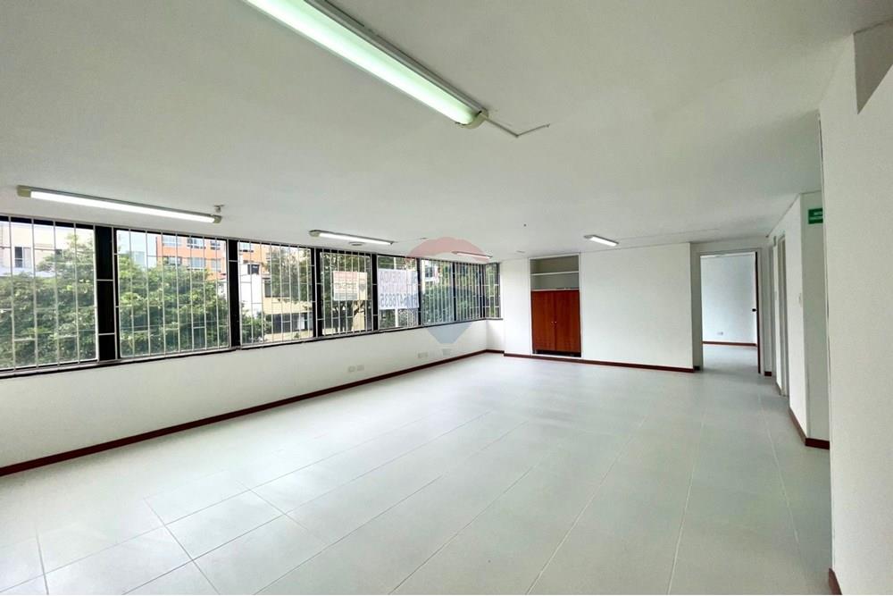 מסחרי - משרד - Bogotá, Chapinero - CO - WhatsApp Image 2025-08-14 at 12.32.56 PM (4).jpeg - 660271086-124