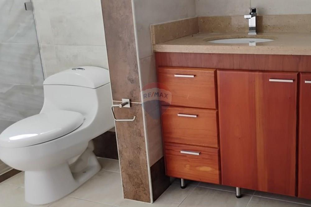 Residential - Detached - Antioquia, La Estrella - CO - IMG_20251114_102347487.jpg - Bathroom - 660471149-86