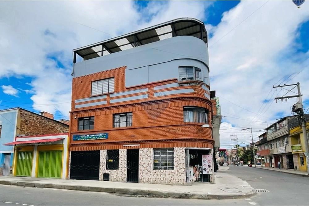 Residential - Κατοικία με εμπορικό χώρο - Bogotá, Tunjuelito - CO - 1jpeg.jpeg - 660541059-15