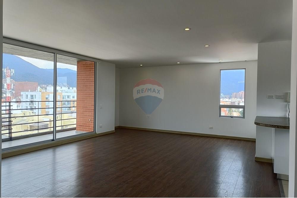 Residential - Condo/Apartment - Bogotá, Usaquén - CO - F.5 SALA COMEDOR.jpg - 660321058-216