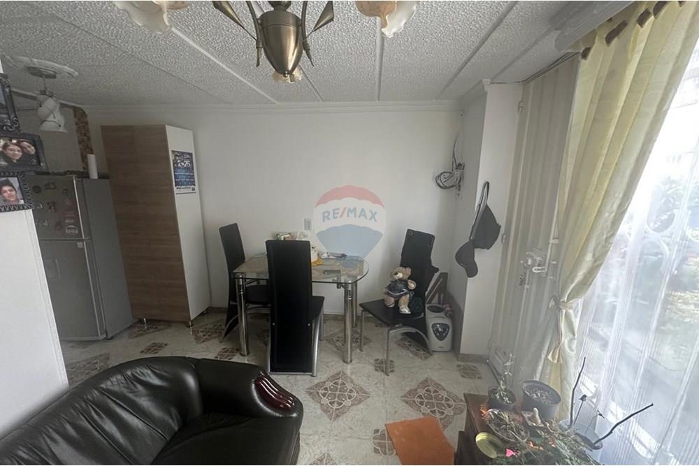 Residential - บ้านเดี่ยว - Bogotá, Suba - CO - Sala.jpg - 660321086-8