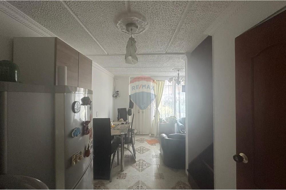 Residential - บ้านเดี่ยว - Bogotá, Suba - CO - Sala 2.jpg - 660321086-8