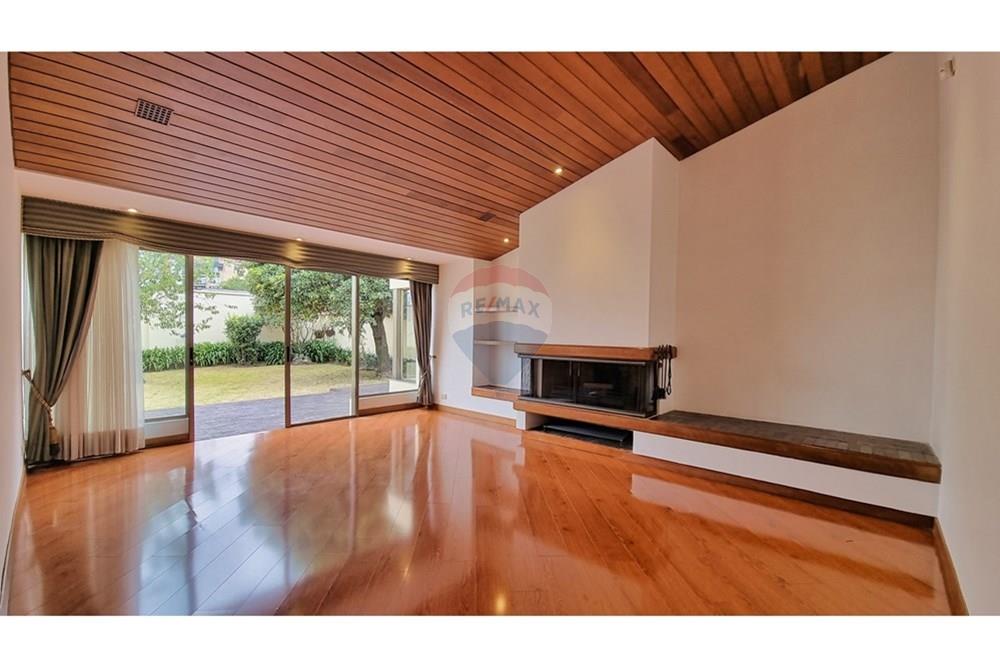 Жилищен - Самостоятелен - Bogotá, Usaquén - CO - 4h Sala.jpg - 660121165-16