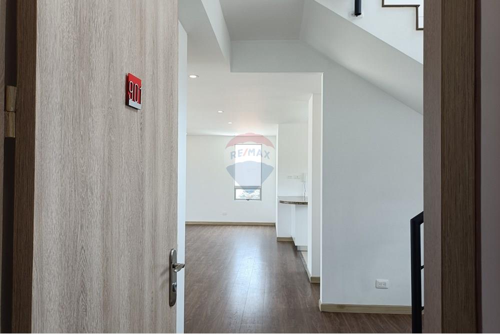 Residential - Condo/Apartment - Bogotá, Usaquén - CO - F.4 ACCESO.jpg - 660321058-216