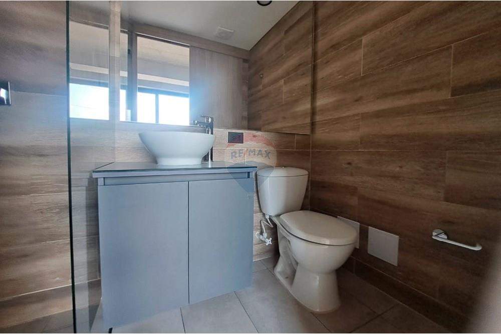 Residential - Asuinhuoneisto - Bogotá, Barrios Unidos - CO - 13 Baño alcoba principal.jpg - 660271130-71