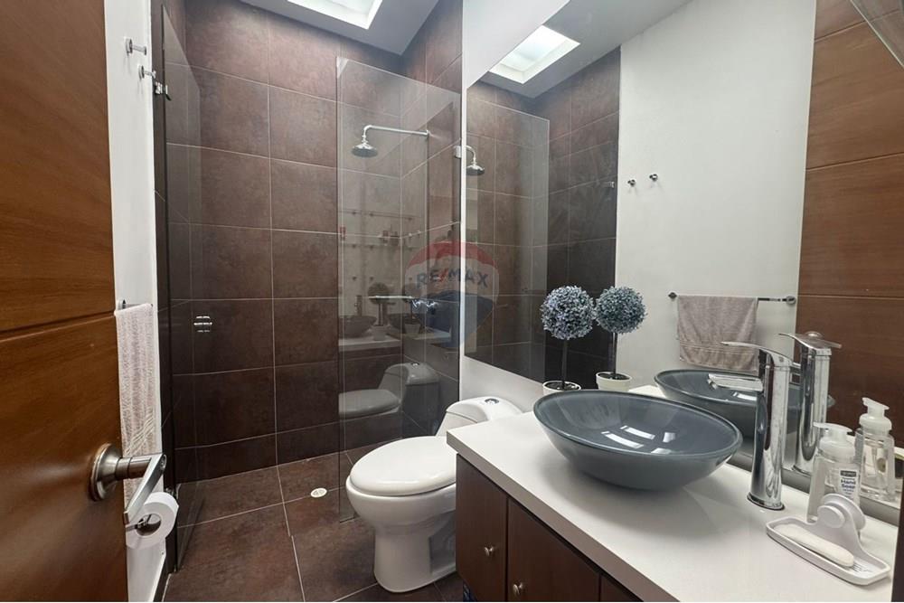 Gyvenamasis - Butas - Bogotá, Chapinero - CO - WhatsApp Image 2025-08-26 at 6.40.24 AM (3).jpeg - 660121109-399