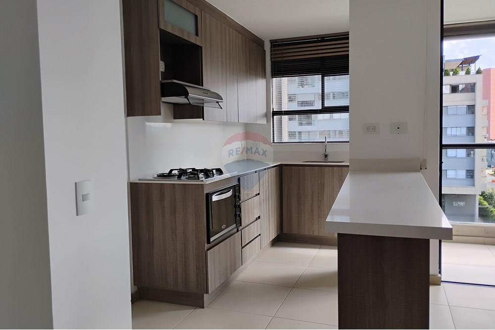 Residential - Condo/Apartment - Antioquia, Rionegro - CO - IMG_20251004_155716658_HDR.jpg - Living Room Kitchen - 660471149-85