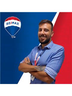 Yuri Nassif Hasse Ferreira - RE/MAX LOTUS