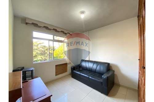 Apartamento à venda com 4 quartos, 186m² - Foto 18