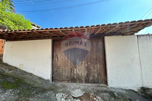 Venda-Casa-Estrada Duarte Nunes , 4  - Próximo a estação de trem de Augusto Vasconcelos  - Senador Vasconcelos , Rio de Janeiro , Rio de Janeiro , 23086-000-680331062-38