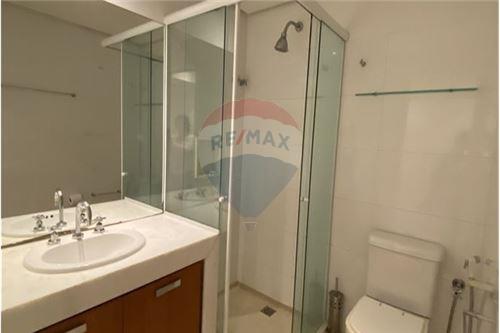 Apartamento para alugar com 2 quartos, 218m² - Foto 15