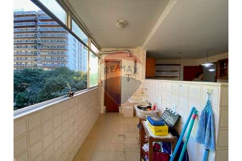 Apartamento à venda com 4 quartos, 186m² - Foto 41